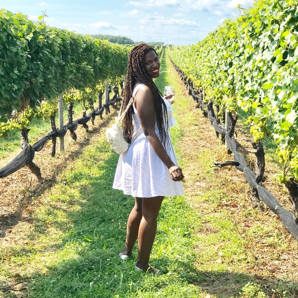 Meet your Posher, Malika - Picture 4 of 5